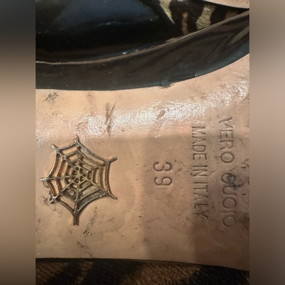 Charlotte Olympia bisoux patent leather and pony skin flats - Picture 13 of 16